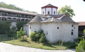 Manastir_Sv.sv. Kirik i Yulita